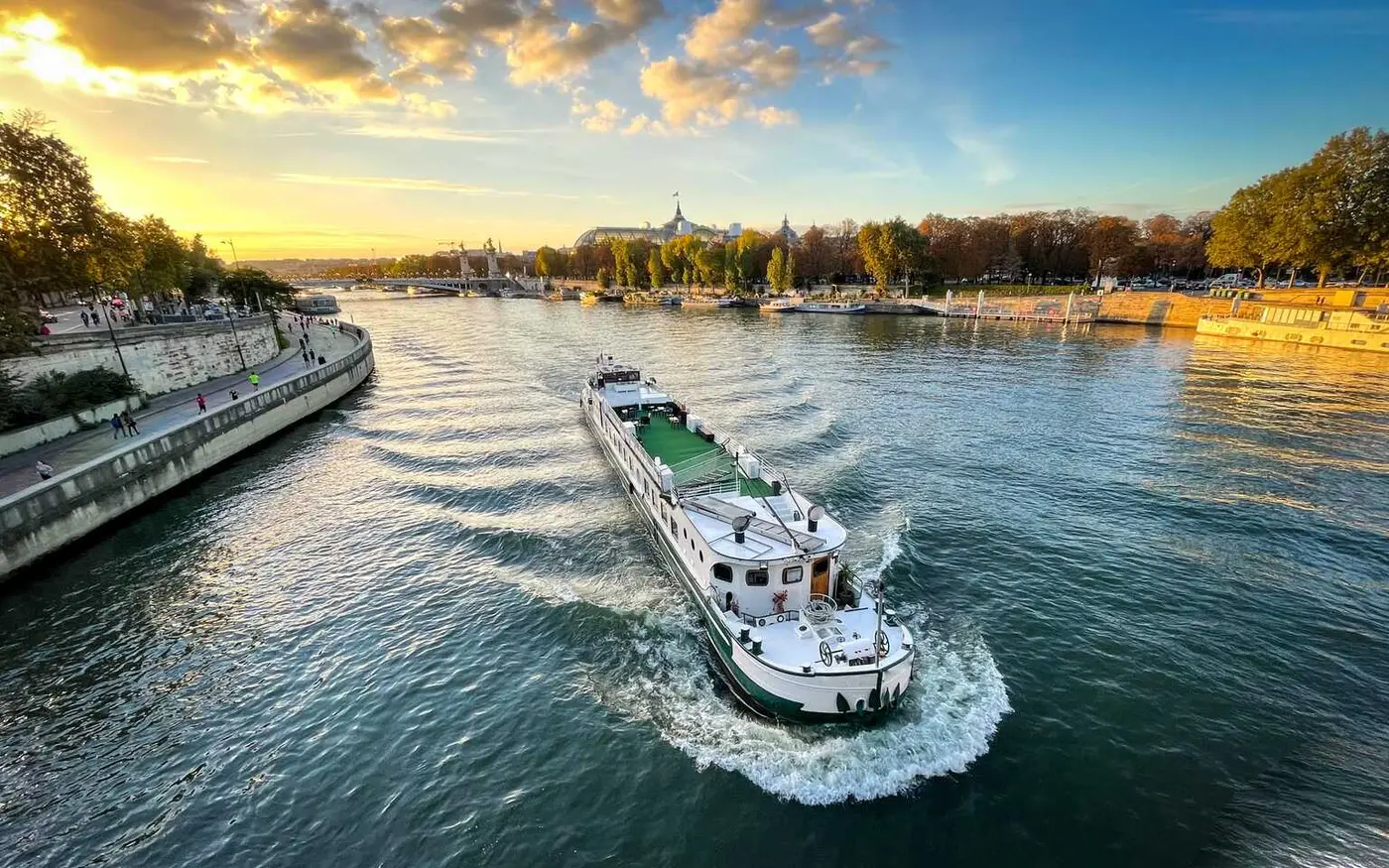 La Péniche de Louise, péniche, Aux portes de Paris, jusqu'à 120 personnes debout — photo 2