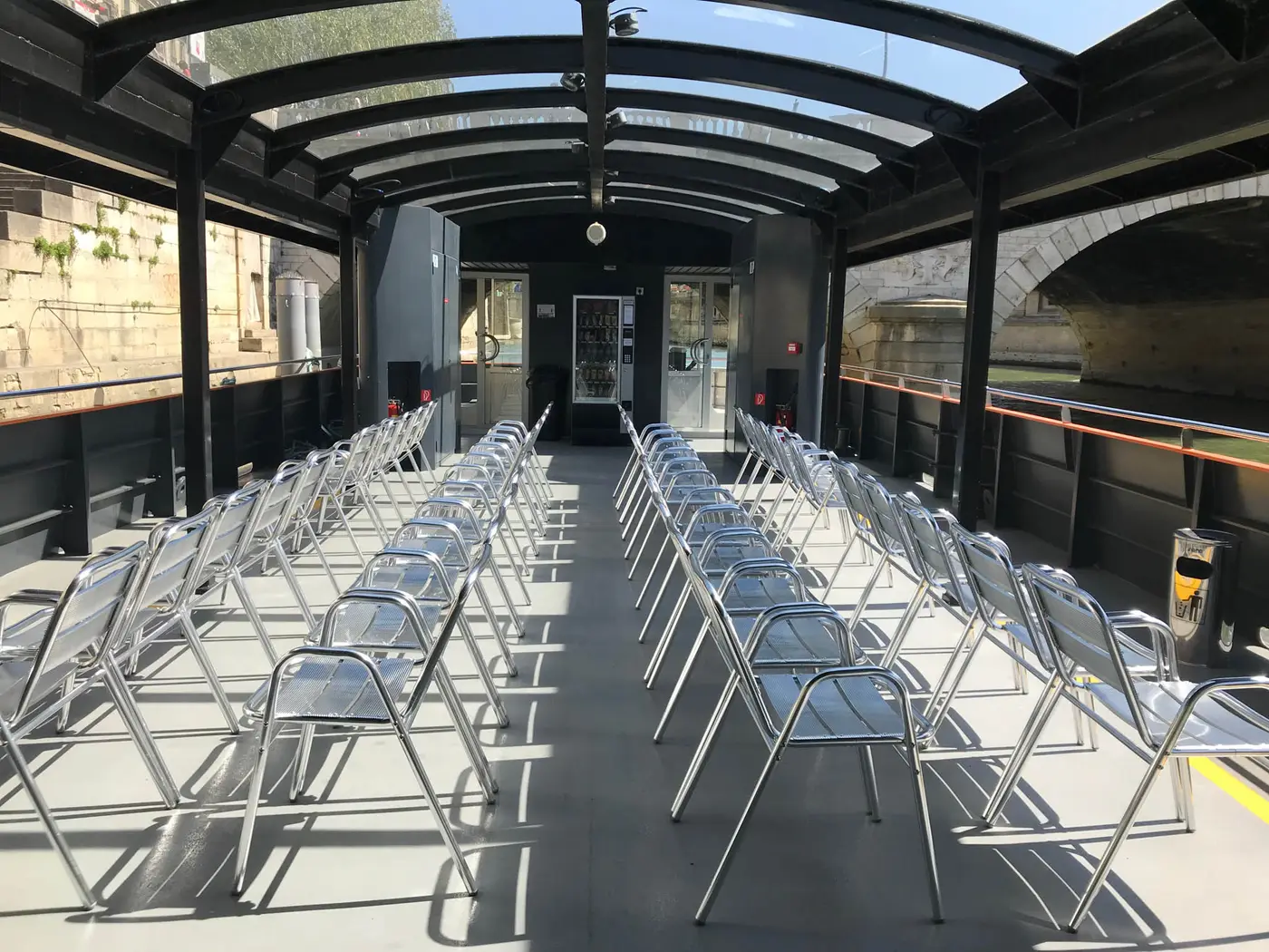 La Péniche d'Evelyne, péniche, Aux portes de Paris, jusqu'à 100 personnes debout — photo 5
